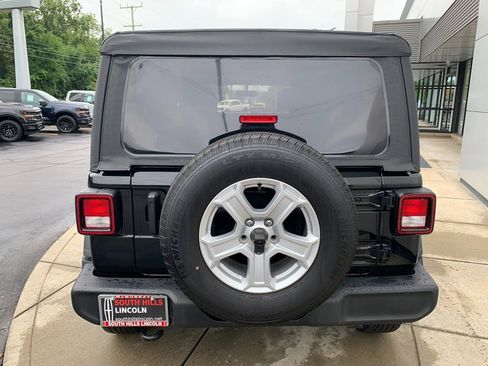 Used 2021 Jeep Wrangler Unlimited Sport AWD/4WD image 4