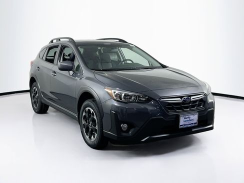 Used 2023 Subaru Crosstrek 2.0i Premium AWD/4WD image 3