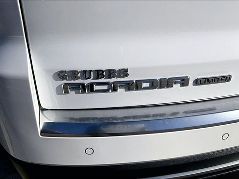 Used 2017 GMC Acadia Limited SLT image 42