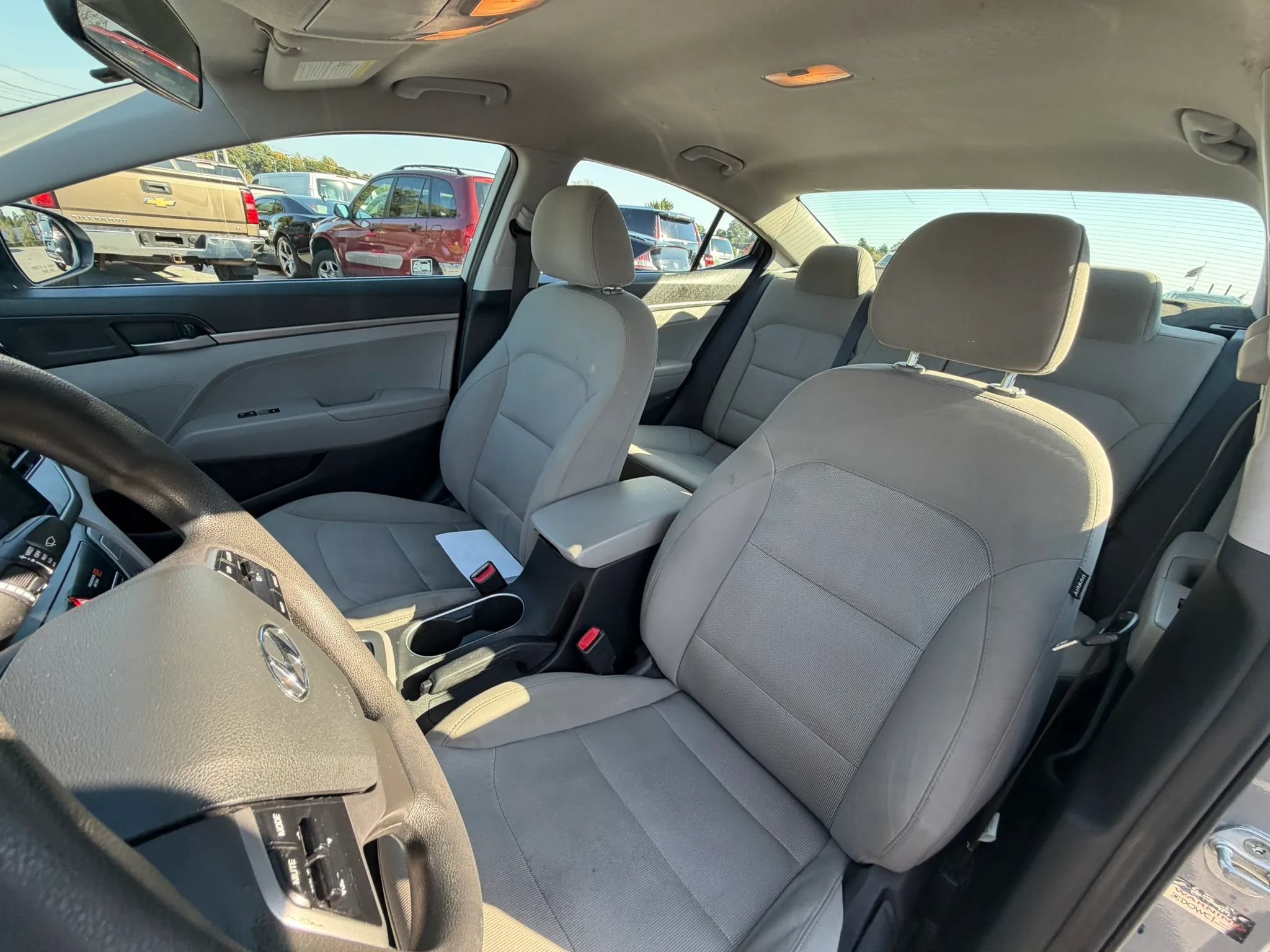 Used 2017 Hyundai Elantra SE FWD image 45