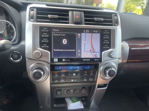 Used 2022 Toyota 4Runner Limited AWD/4WD image 5