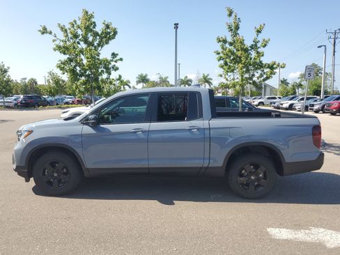 New 2026 Honda Ridgeline Black Edition image 6