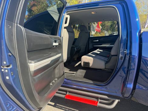 Used 2015 Toyota Tundra SR5 w/ TRD Off Road Package image 22