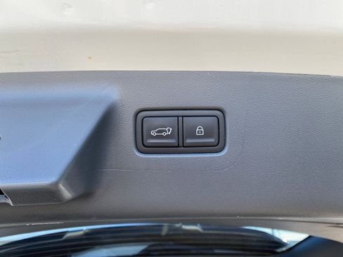 Used 2025 Hyundai Santa Fe SEL image 23