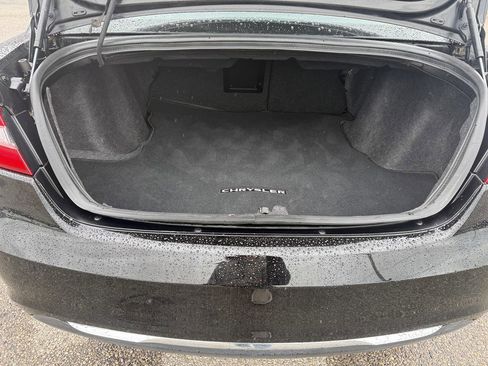 Used 2013 Chrysler 200 Limited FWD image 20