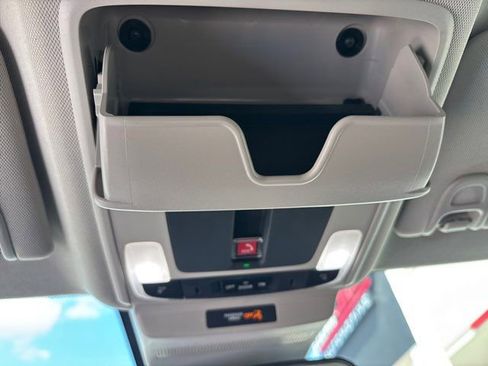 Used 2025 Honda Accord LX image 30