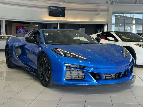 Used 2025 Chevrolet Corvette E-Ray w/ Stealth Interior Trim Package AWD/4WD image 1