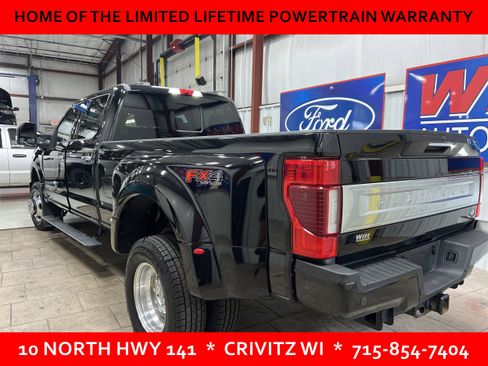 Used 2022 Ford F350 Platinum w/ FX4 Off-Road Package image 4