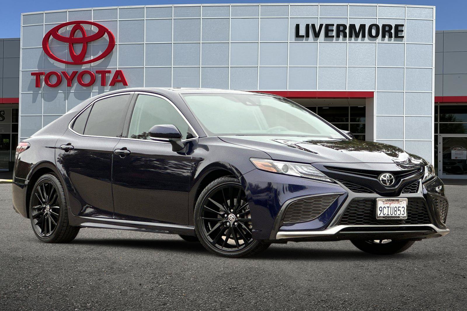 Certified 2022 Toyota Camry XSE w/ Carpet Mat Package (TMS) AWD/4WD image 2