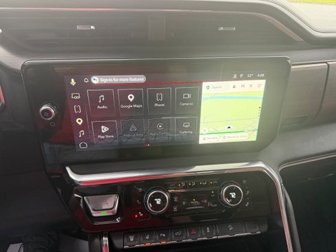 Used 2025 GMC Sierra 3500 Denali Ultimate image 16