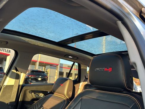 Used 2024 GMC Terrain AT4 image 29