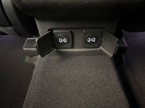 New 2026 Lincoln Corsair Reserve image 33