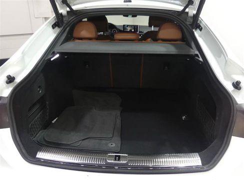 Used 2025 Audi A5 2.0T Premium Plus w/ Convenience Plus Package image 9