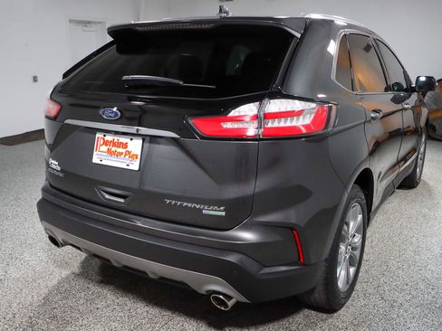 Used 2019 Ford Edge Titanium image 7