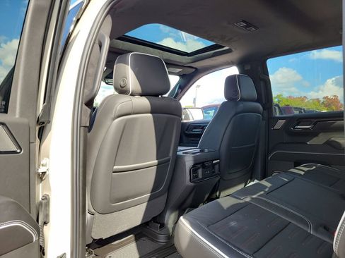 New 2026 GMC Sierra 1500 AT4X AWD/4WD image 12