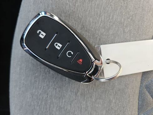 Used 2023 Chevrolet Equinox LS w/ LS Convenience Package image 29