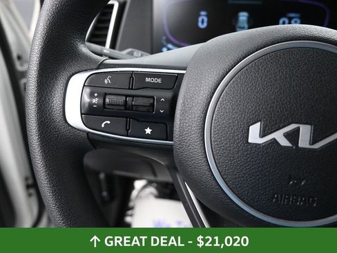 Used 2024 Kia Sportage LX image 34