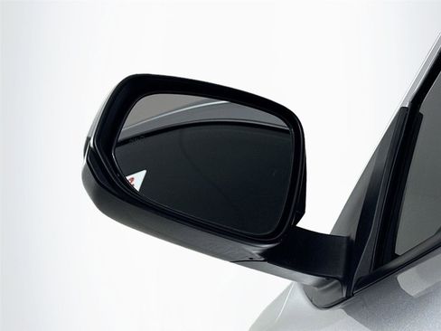 Certified 2024 Toyota Tacoma SR5 image 10