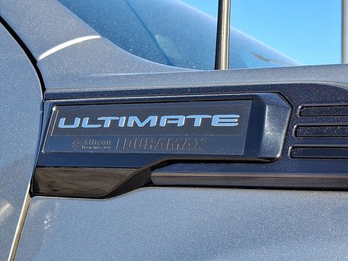 Used 2024 GMC Sierra 2500 Denali Ultimate w/ Snow Plow Prep/Camper Package image 32