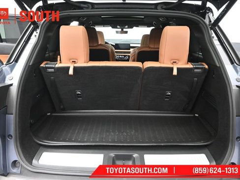 Used 2023 INFINITI QX60 Autograph w/ Cargo Package AWD/4WD image 32