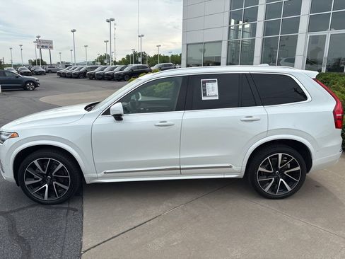 Certified 2023 Volvo XC90 B6 Plus w/ Protection Package Premier AWD/4WD image 9