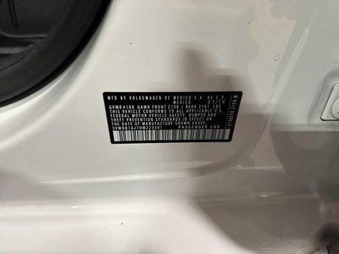 Used 2017 Volkswagen Jetta SE image 14