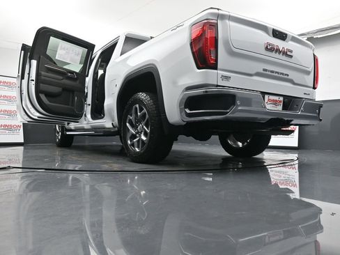 Used 2024 GMC Sierra 1500 SLT w/ SLT Premium Plus Package image 44
