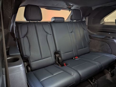 Used 2025 Cadillac Escalade IQ Luxury 2 w/ LPO, Premium Carpet Package image 63