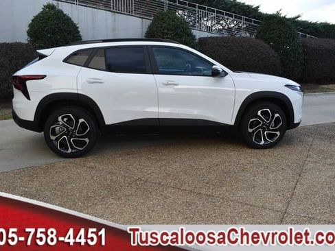 New 2026 Chevrolet Trax RS w/ Driver Confidence Package image 11