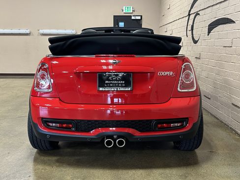 Used 2014 MINI Cooper S FWD image 8