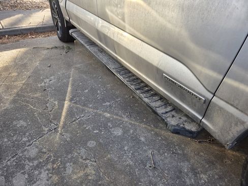 Used 2022 Ford F150 Lariat w/ Equipment Group 502A High image 16