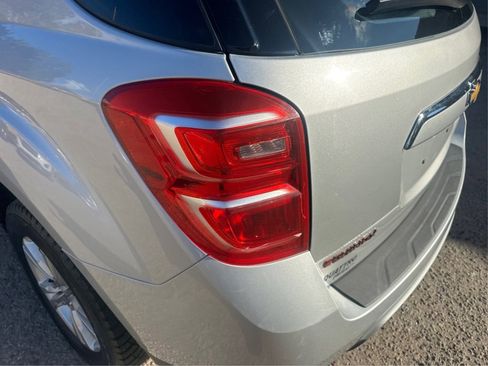 Used 2017 Chevrolet Equinox LS image 22