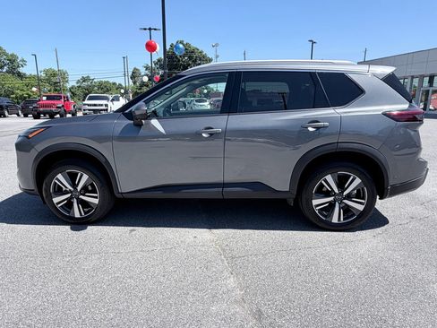 Used 2026 Nissan Rogue SL AWD/4WD image 6