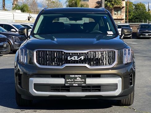 New 2025 Kia Telluride EX image 9