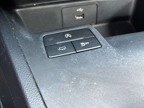 Used 2019 Ford Ranger XL w/ Equipment Group 101A Mid RWD image 24