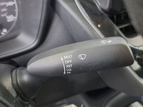 Used 2023 Toyota Corolla LE FWD image 11