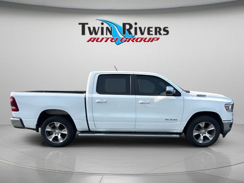 Used 2023 RAM 1500 Laramie AWD/4WD image 4