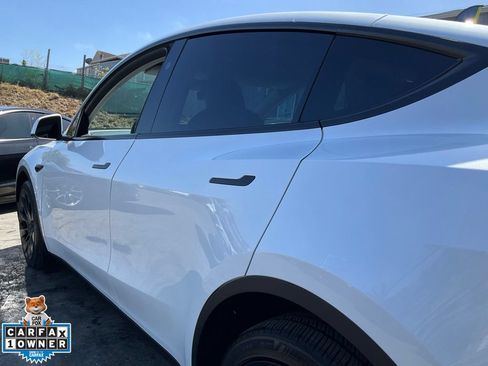 Used 2023 Tesla Model Y Long Range AWD/4WD image 90