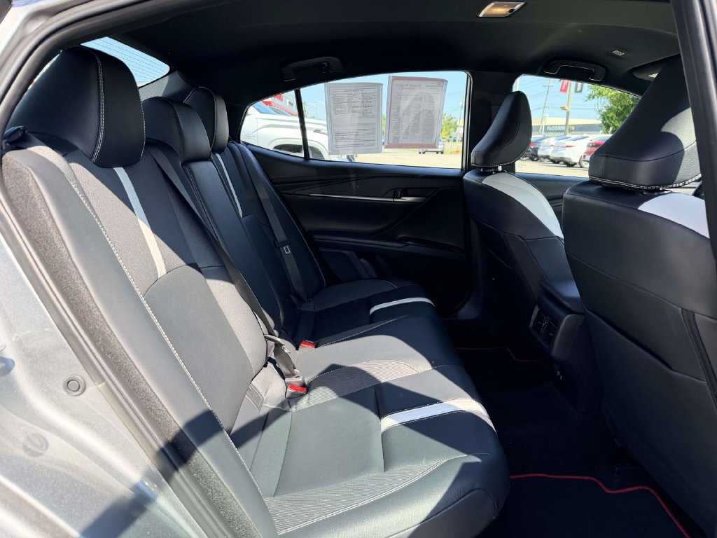 Certified 2025 Toyota Camry SE FWD image 14