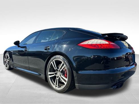 Used 2013 Porsche Panamera GTS image 3