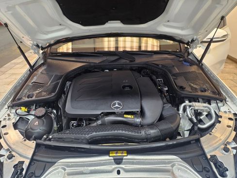 Used 2019 Mercedes-Benz C 300 4MATIC Sedan image 37