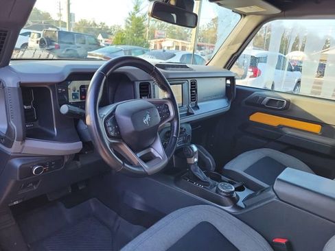 Used 2022 Ford Bronco Big Bend w/ Sasquatch Package image 13