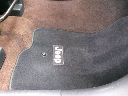 Used 2014 Jeep Compass Latitude w/ Sun/Sound Group image 20