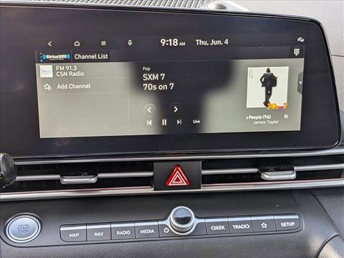 Used 2024 Hyundai Elantra SEL FWD image 13