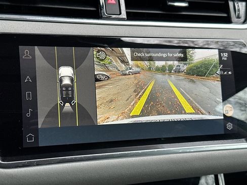 Used 2023 Land Rover Range Rover Evoque SE image 26