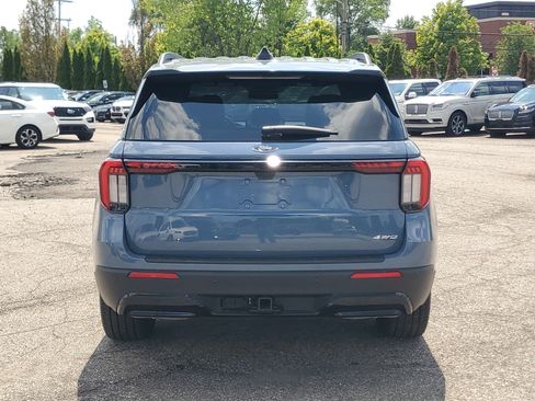 Used 2025 Ford Explorer ST-Line w/ Premium Package AWD/4WD image 5