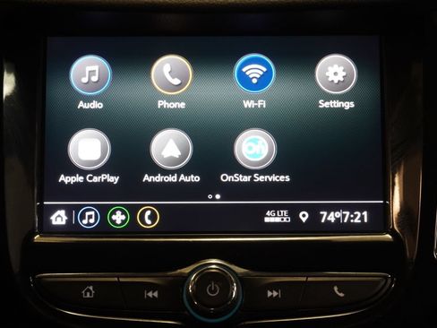 Used 2020 Chevrolet Trax LT w/ LT Convenience Package FWD image 19