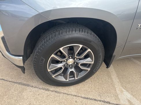 Used 2019 Chevrolet Silverado 1500 LT w/ Texas Edition image 2