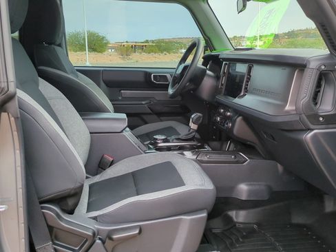Used 2025 Ford Bronco 2-Door w/ Sasquatch Package AWD/4WD image 31