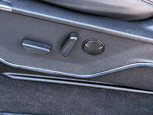 Used 2023 Ford F250 Lariat w/ Lariat Ultimate Package image 19